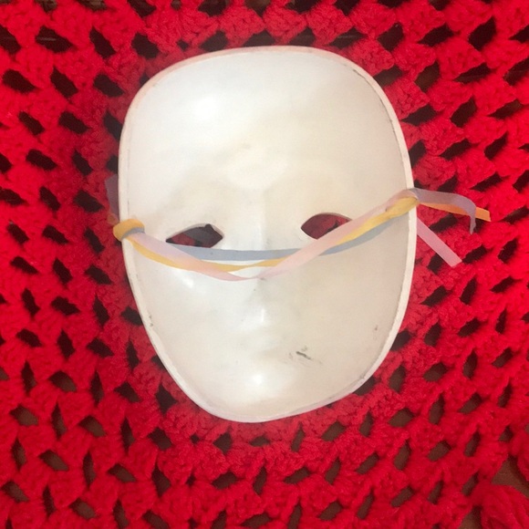 Rare Vintage Hand Painted Porcelain Mask‼️Final Price Drop - Picture 9 of 16